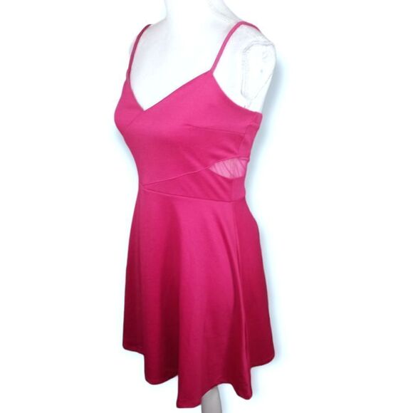 MAGENTA SKATER DRESS SZ.M/L EUC - Picture 4 of 6